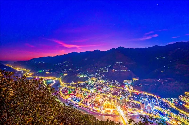 怒江活动策划:有一种生活叫云南的怒江丨怒江西岸的夜